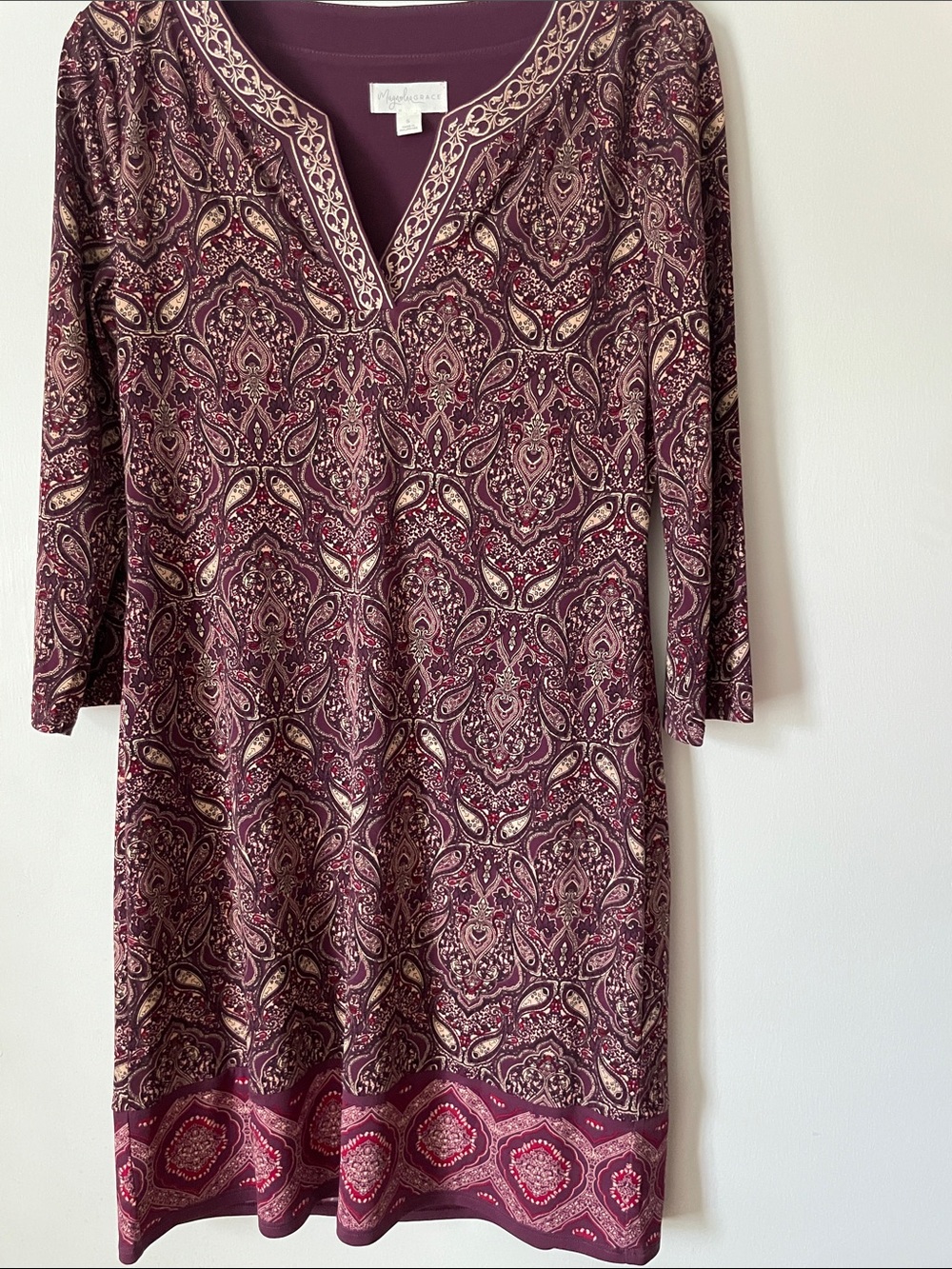 MAGNOLIA GRACE  Burgundy and Cream Paisley V-Neck Long Sleeve Dress